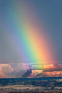 Desert Rainbow (Photo by Ken Lee)